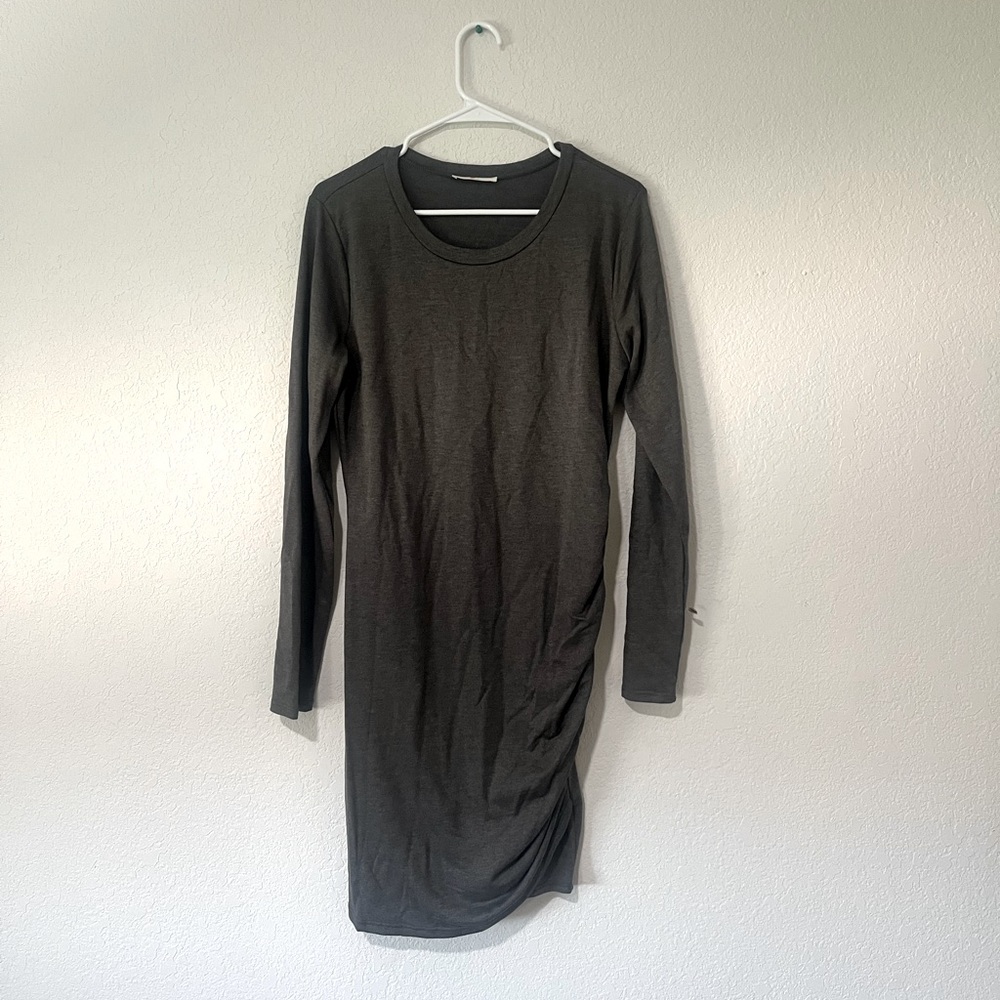 Maternity friendly long sleeve dress